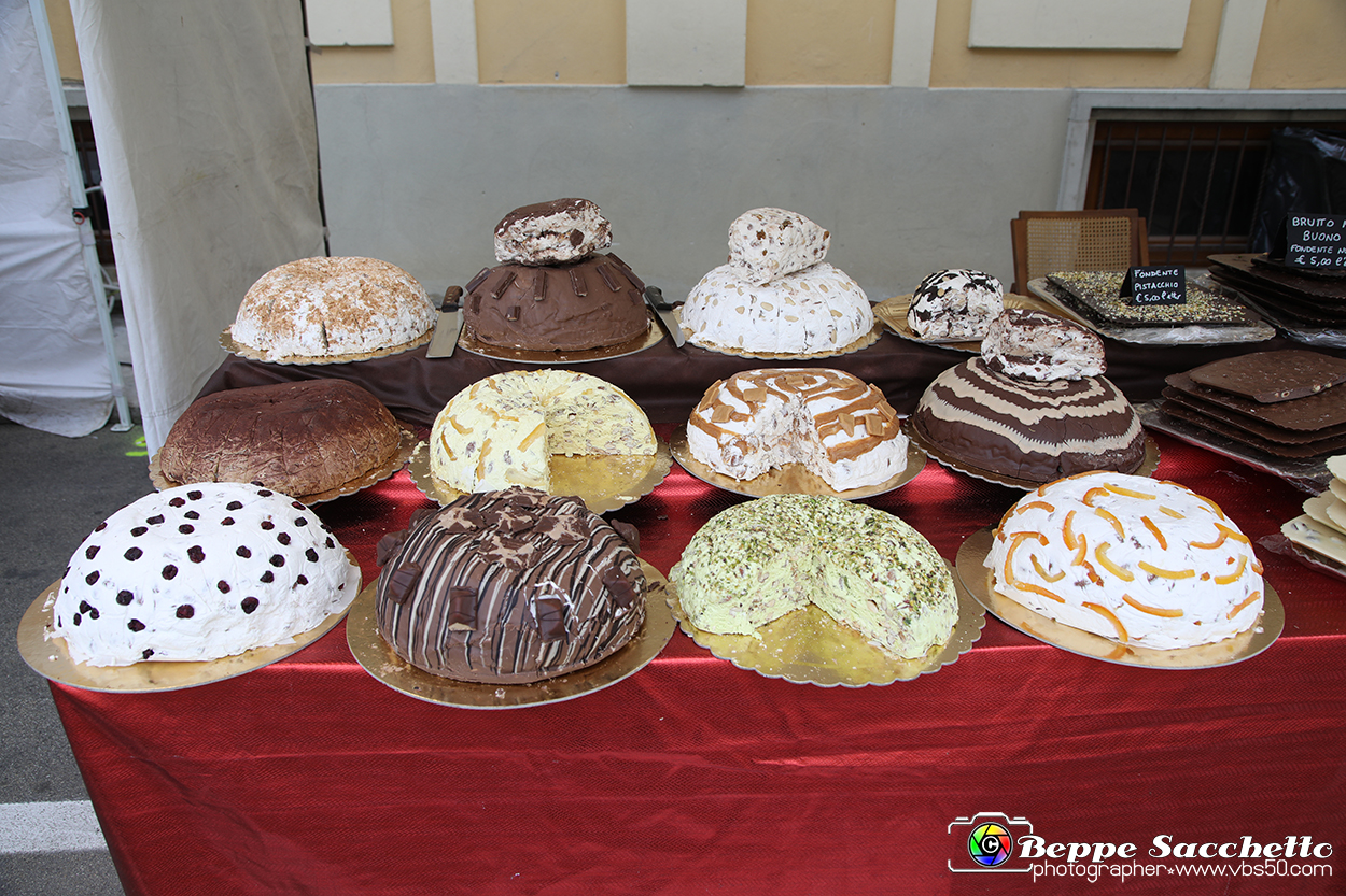 VBS_6165 - Fiera dei Santi - 12.ma Fiera Nazionale del Tartufo.jpg